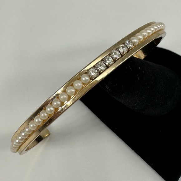 FAUX PEARL CRYSTAL BANGLE CUFF BRACELET GLAM - Picture 8 of 16